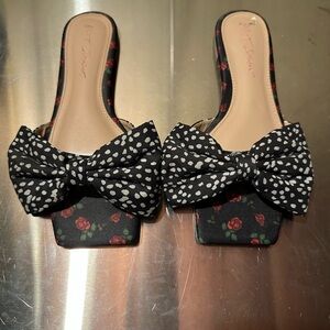 Betsey Johnson Black Floral Women's Slide Sandals